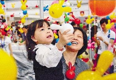 六一將至昆明玩具熱銷，專家建議兒童節消費要冷靜