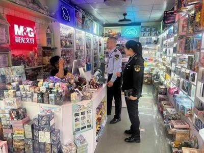 “注射器玩具”走俏校園周邊，家長憂心市場監管迅速介入整改